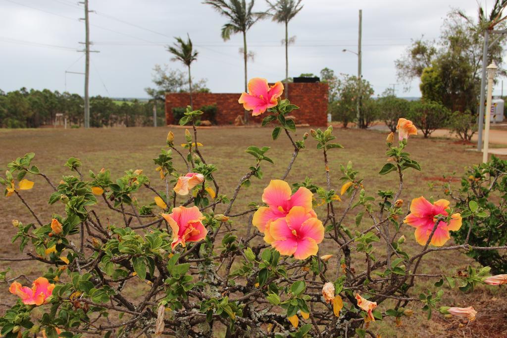 Childers Gateway Motor Inn エクステリア 写真
