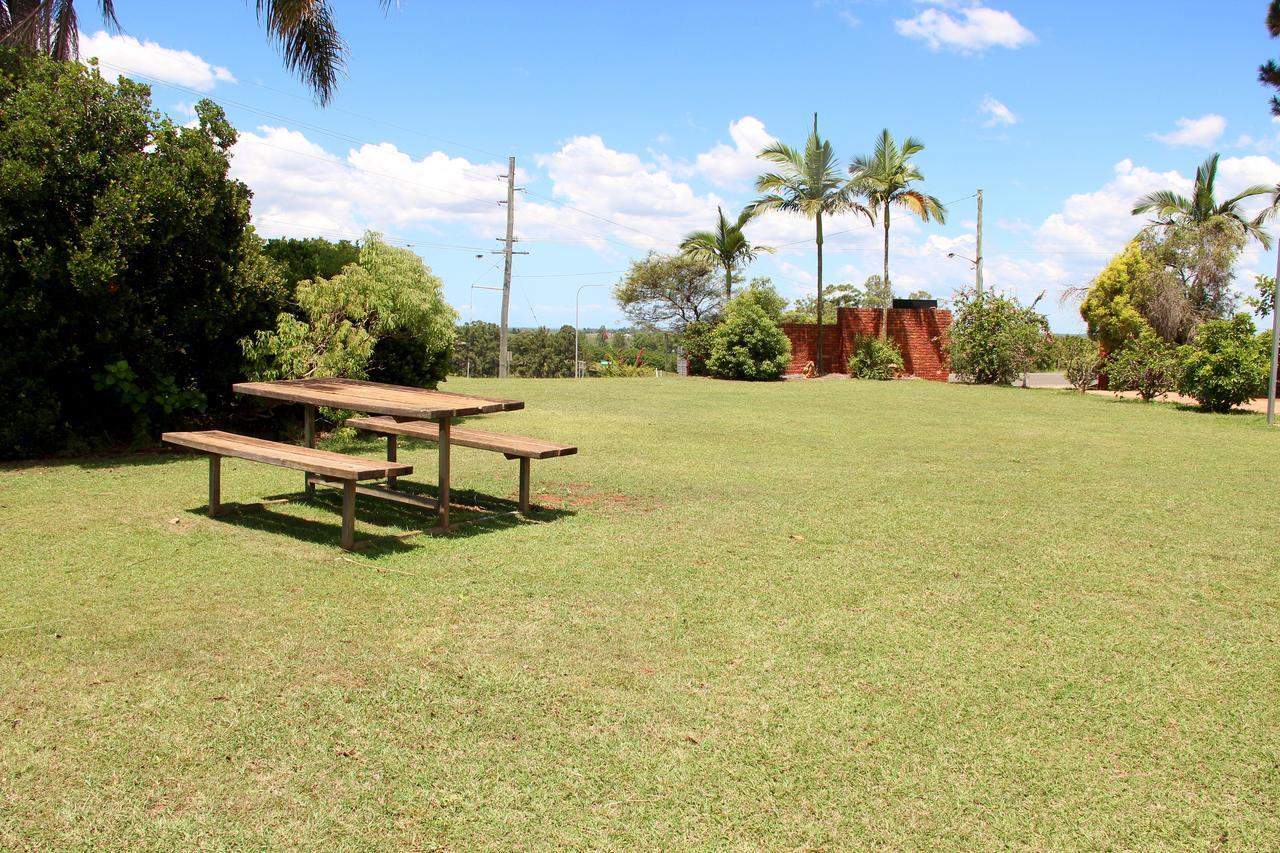 Childers Gateway Motor Inn エクステリア 写真