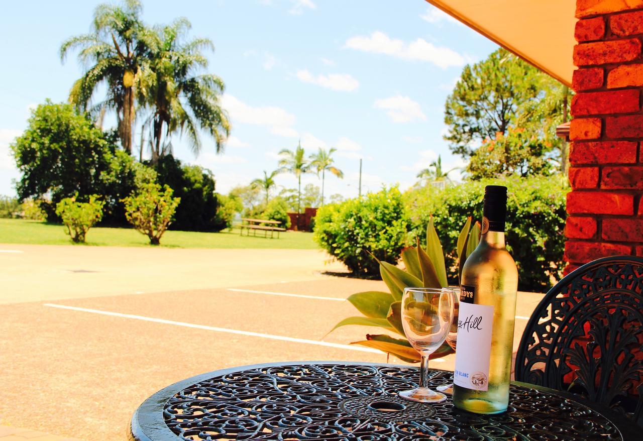 Childers Gateway Motor Inn エクステリア 写真