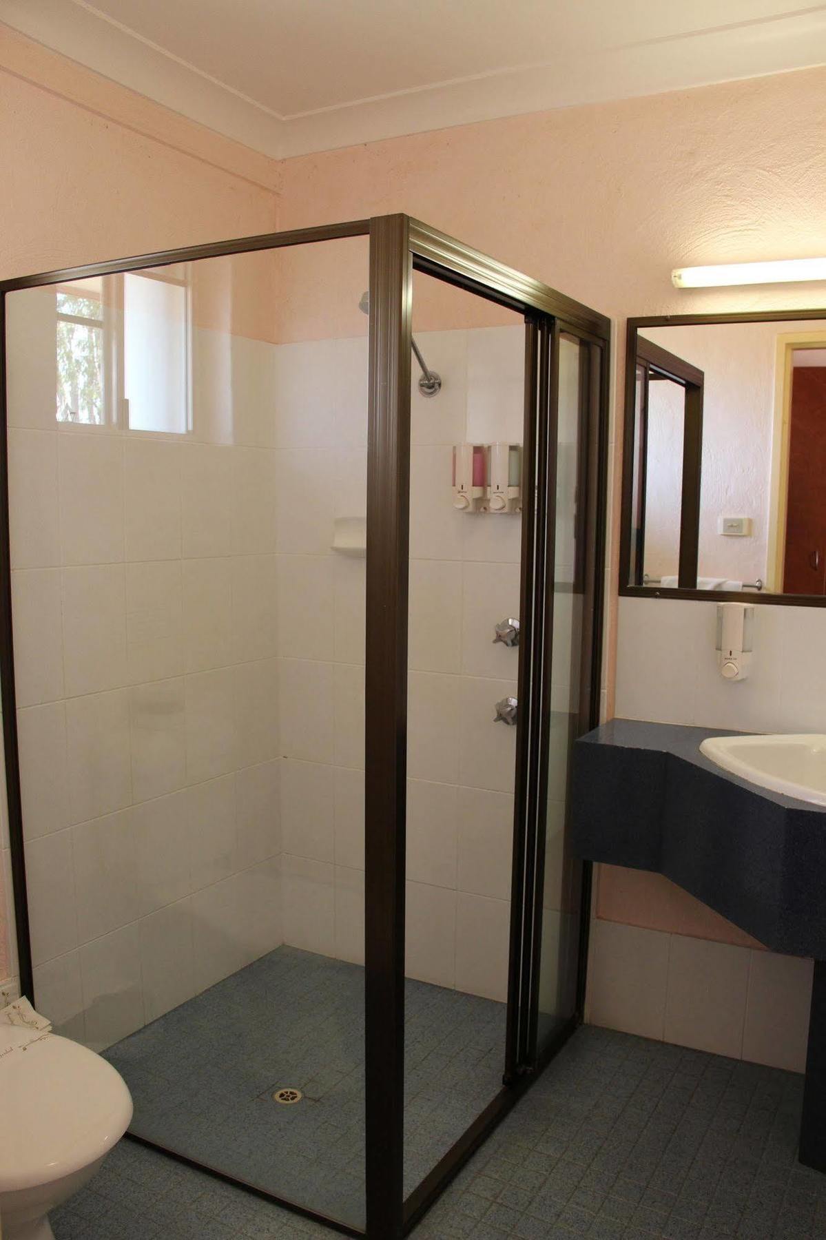 Childers Gateway Motor Inn エクステリア 写真
