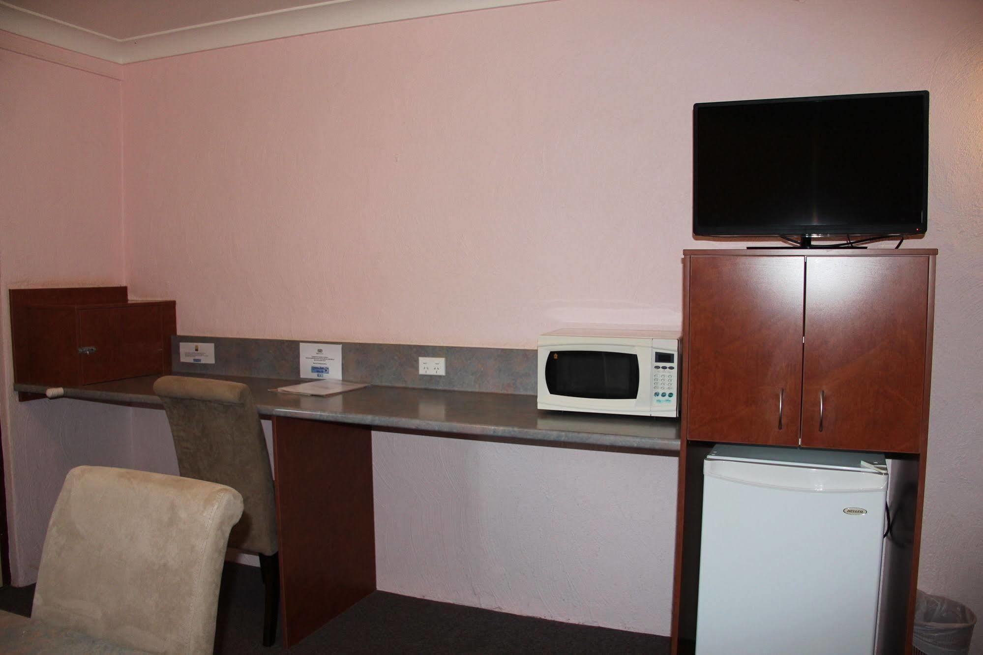 Childers Gateway Motor Inn エクステリア 写真